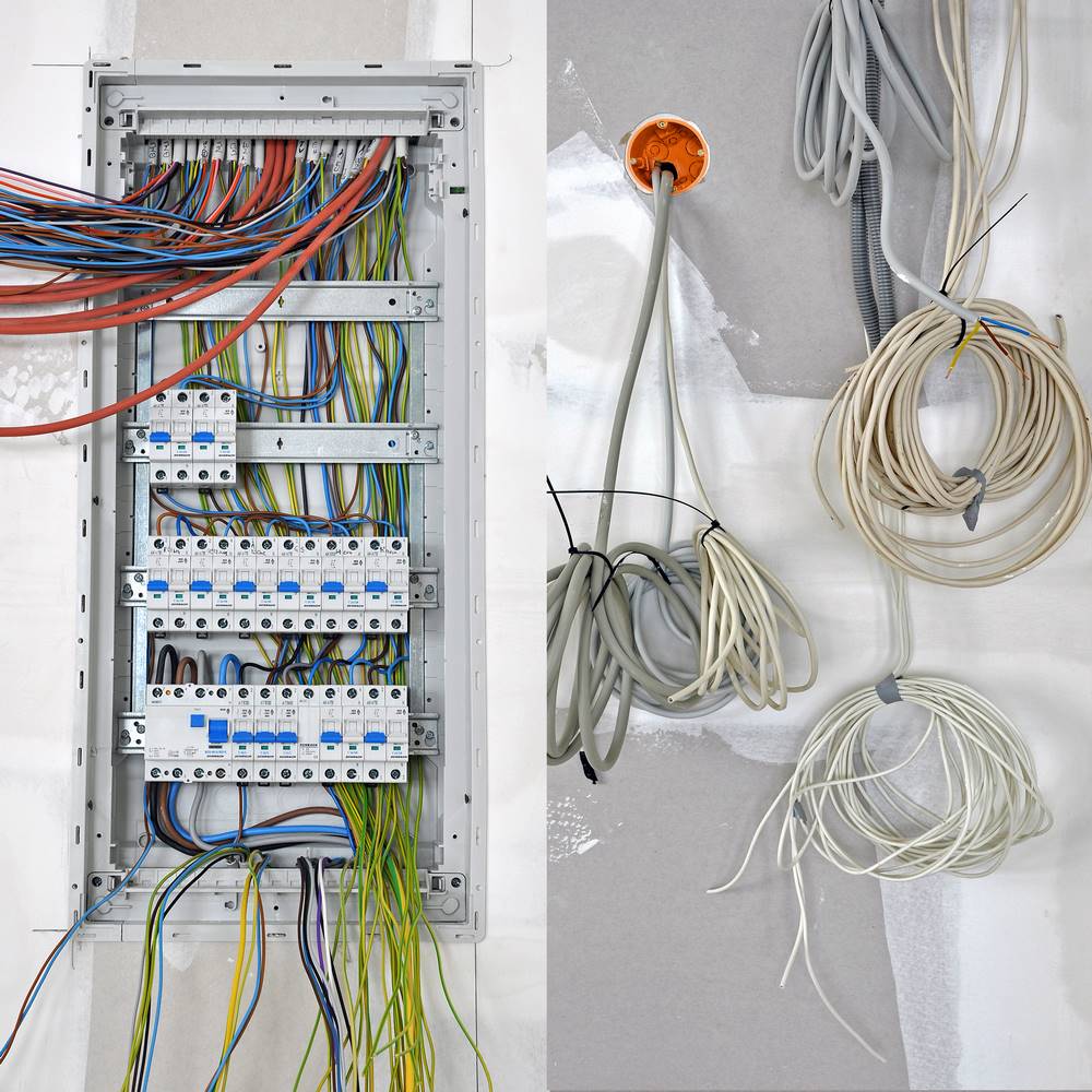 Tableau électrique|Réfection complette tableau électrique 4 rangées
à Paris 75015 , budget 2200€.
